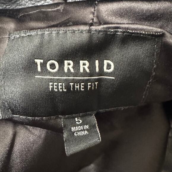 Torrid Black Faux Leather Collarless Moto Jacket Size 5X - Picture 10 of 12